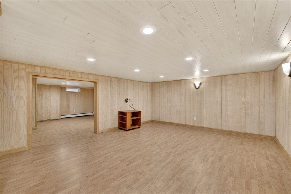 871 Sconticut Neck Road Fairhaven, MA 02719 - Photo 30 of 42 Gallery Image 30