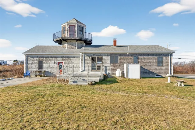 $679,900 | 871 Sconticut Neck Road, Fairhaven, MA 02719