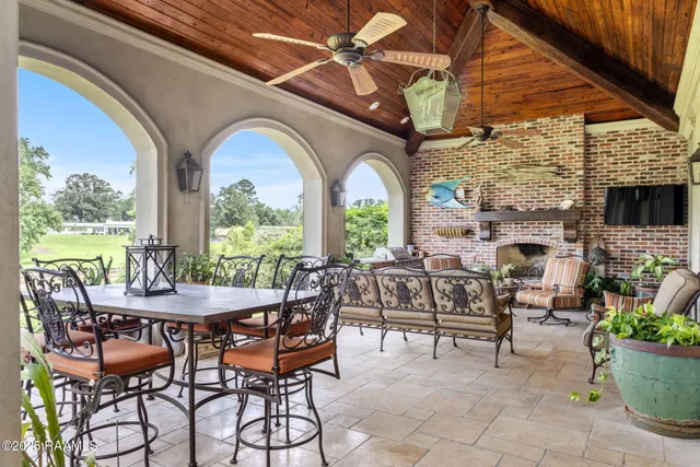 $2,699,999 | 308 Princeton Woods Loop, Lafayette, LA 70508