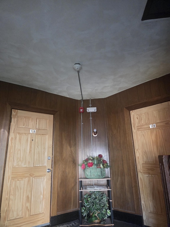 109 Grover Street Springfield, MA 01104 - Photo 4 of 8