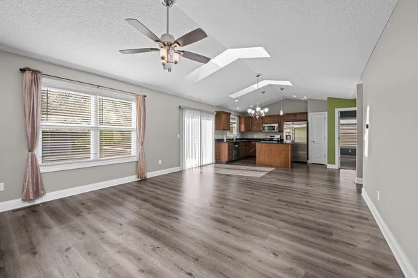 $275,000 | 5118 North Division Street, Davenport, IA 52806
