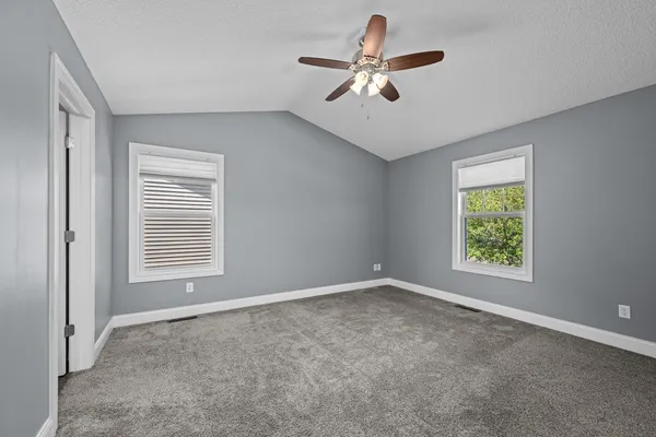 $275,000 | 5118 North Division Street, Davenport, IA 52806