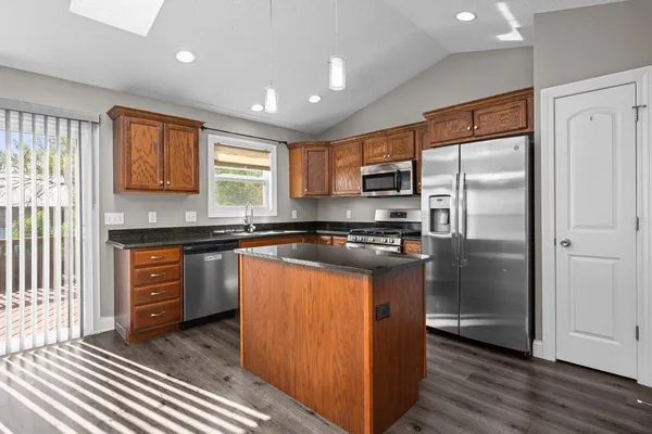 $275,000 | 5118 North Division Street, Davenport, IA 52806