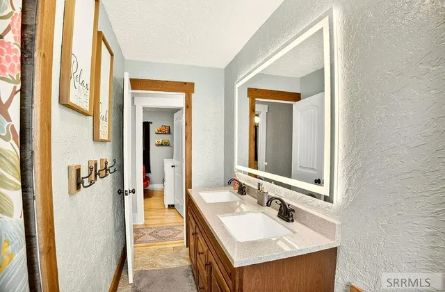 $425,000 | 775 Pierce Avenue, American Falls, ID 83211