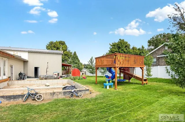 $425,000 | 775 Pierce Avenue, American Falls, ID 83211