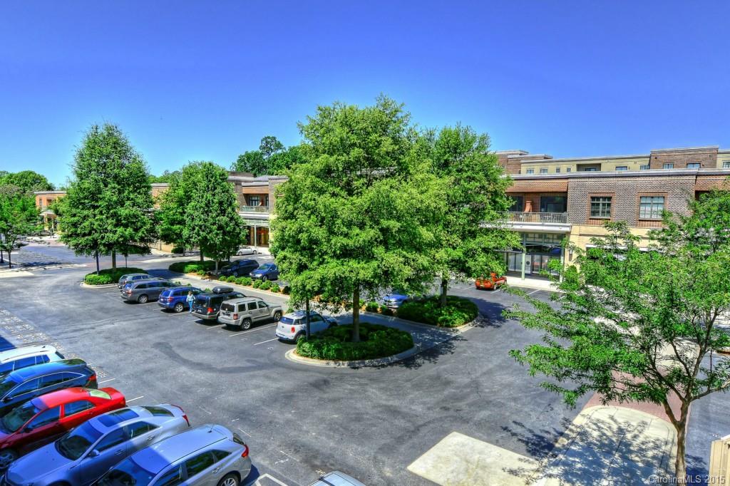 3920 Sharon Road, Unit 202 Charlotte, NC 28211 - Photo 14 of 24 Gallery Image 14
