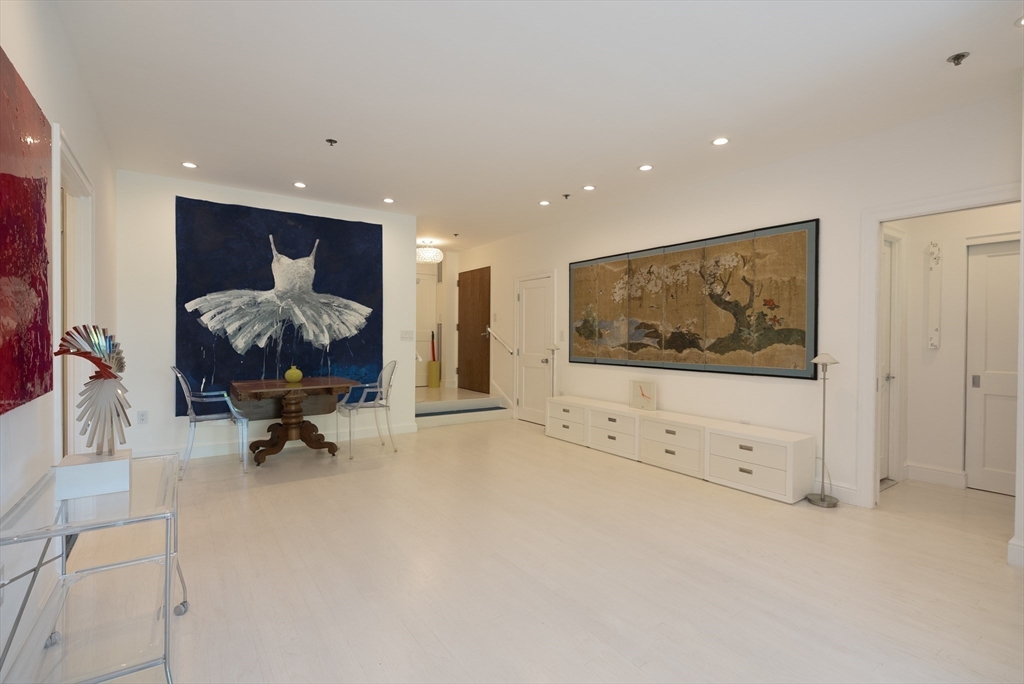 1265 Beacon Street, Unit 702 Brookline, MA 02446 - Photo 20 of 29