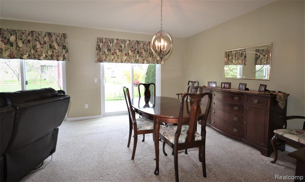 35444 Fredericksburg Road Farmington Hills, MI 48331 - Photo 8 of 52