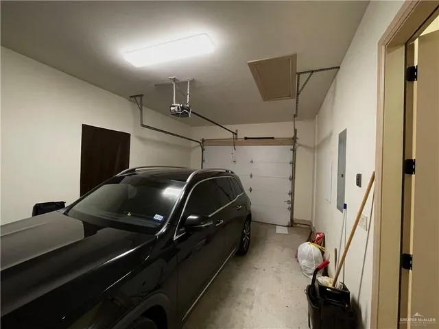 a black and white photo of a living room