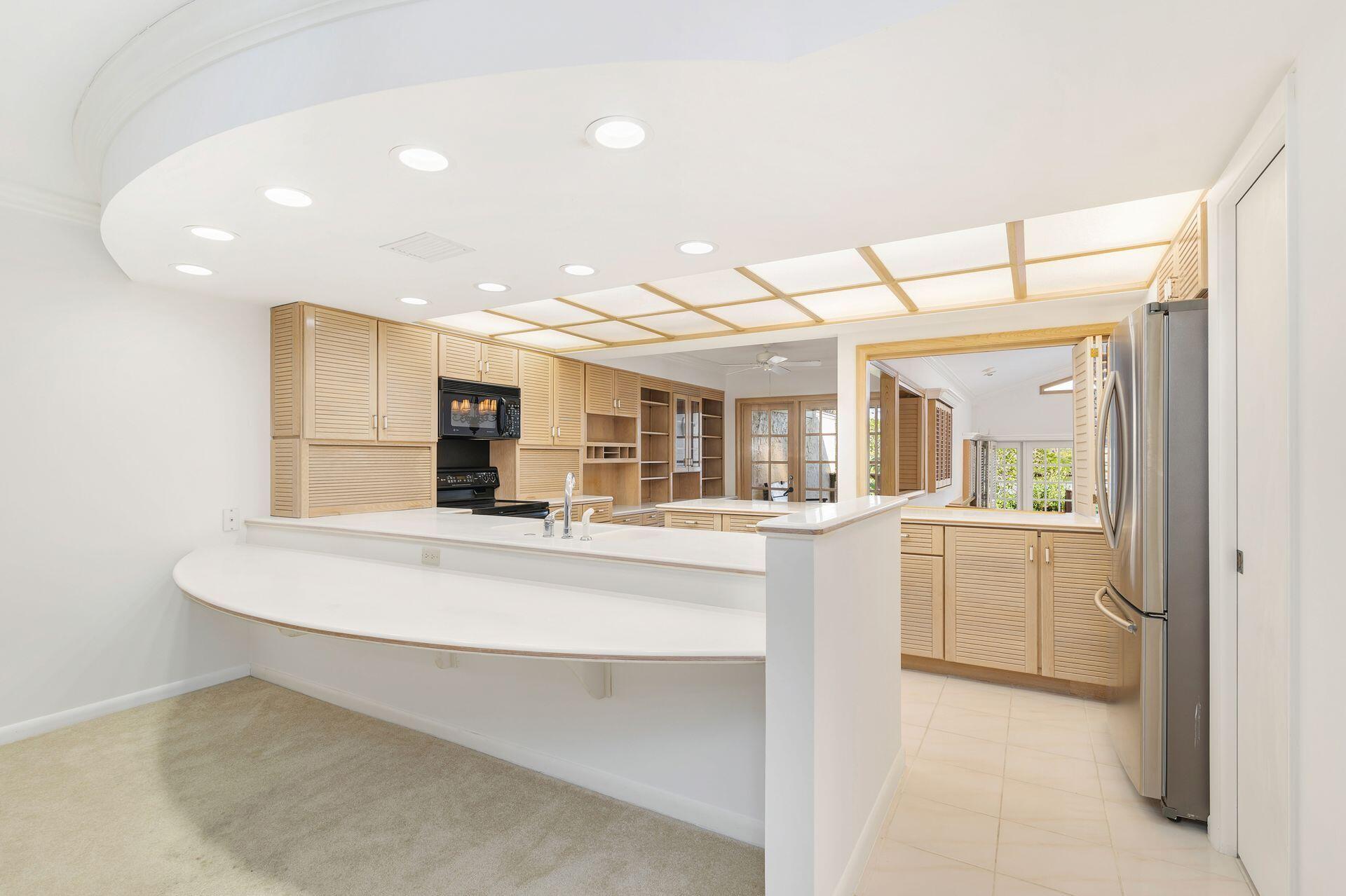 17184 Bay Street Jupiter, FL 33477 - Photo 18 of 46 10