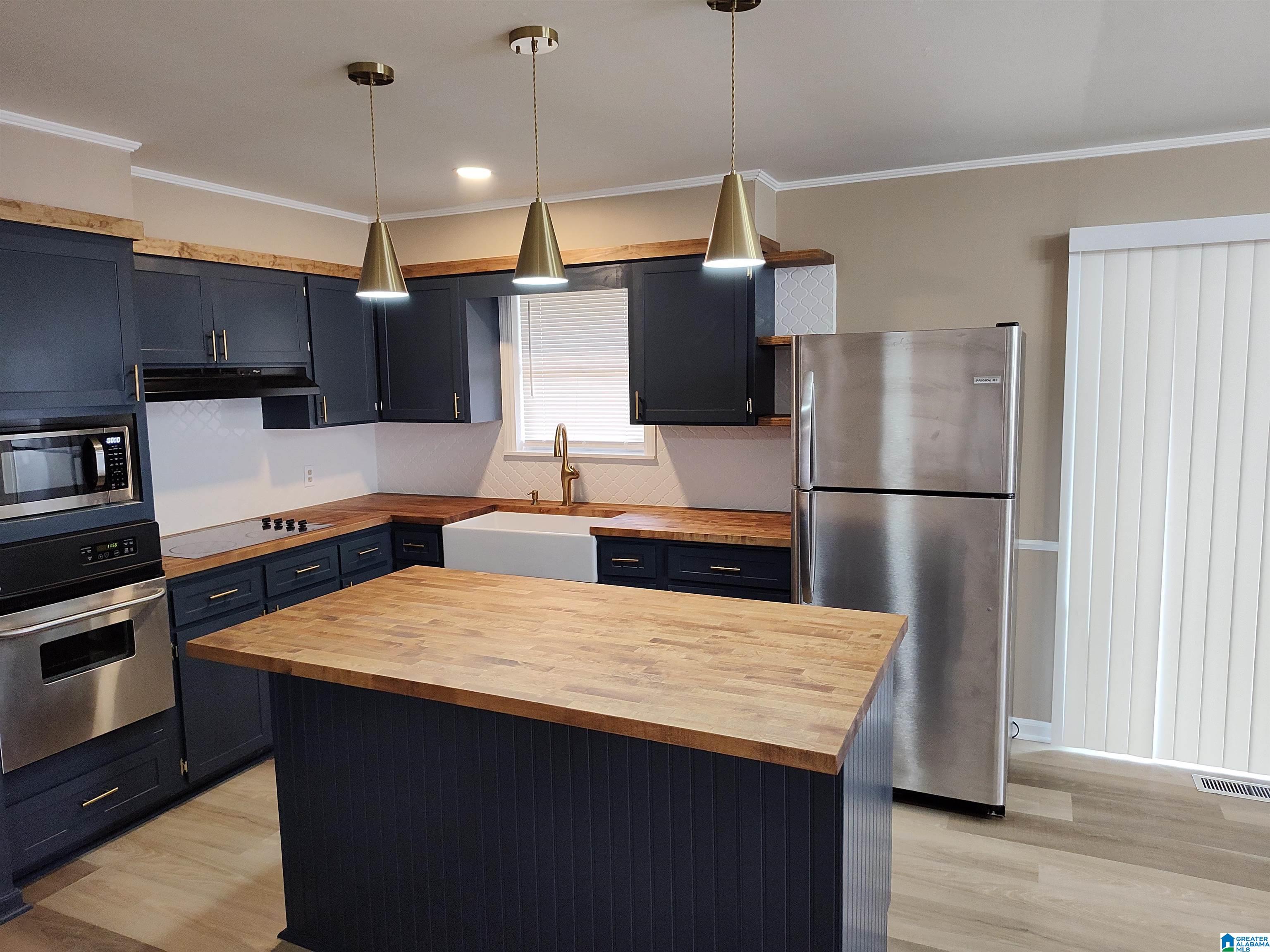 1460 Fairmont Road Sylacauga, AL 35150 - Photo 5 of 9