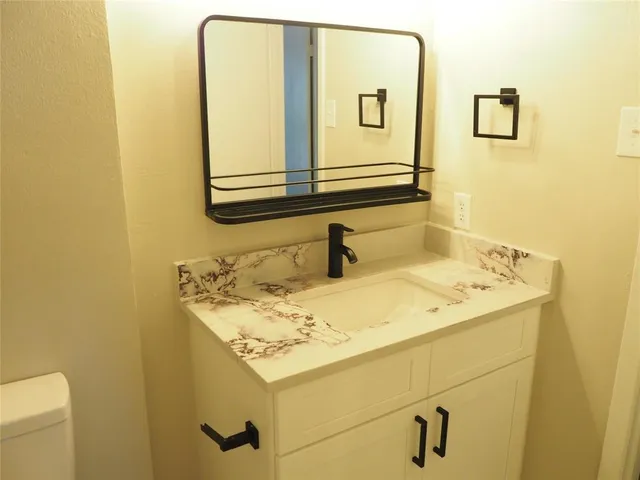 $1,650 | 962 South Weatherred Drive, Richardson, TX 75080