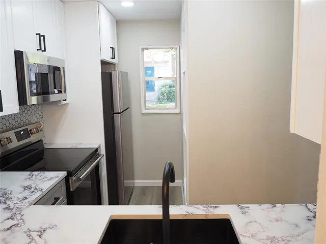 $1,650 | 962 South Weatherred Drive, Richardson, TX 75080