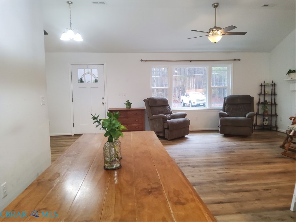 8428 Robins Neck Road Gloucester, VA 23061 - Photo 7 of 25