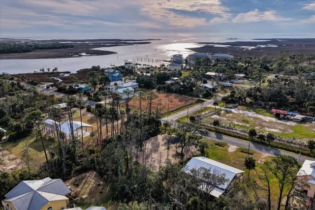 $149,000 | 202 2nd Street West, Steinhatchee, FL 32359