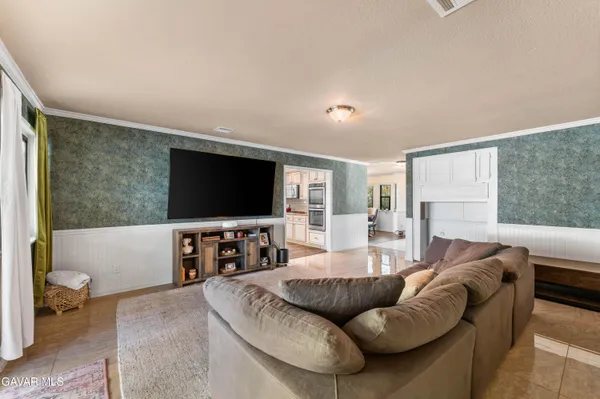 $4,500 | 5641 Hickory Street, Palmdale, CA 93551