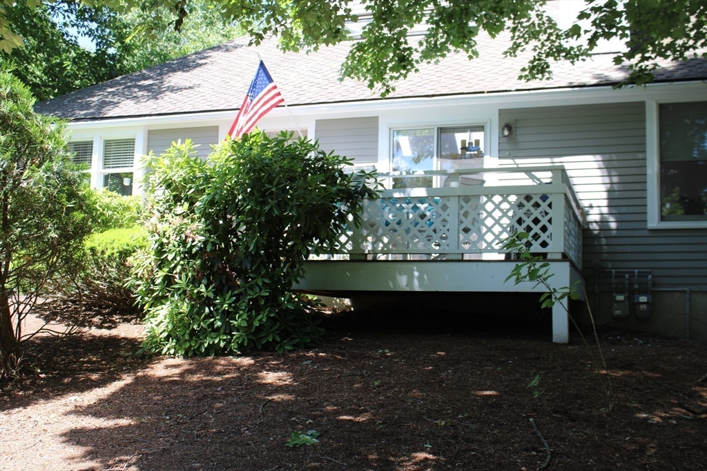 65 Cherry Hollow Road, Unit 65 Nashua, NH 03062 - Photo 5 of 33 Gallery Image 5