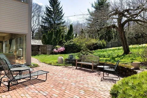 $3,295,000 | 185 Warren Street, Brookline, MA 02445