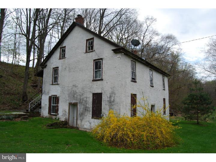 77 Creamery Road Boyertown, PA 19512 - Photo 4 of 21 Gallery Image 4
