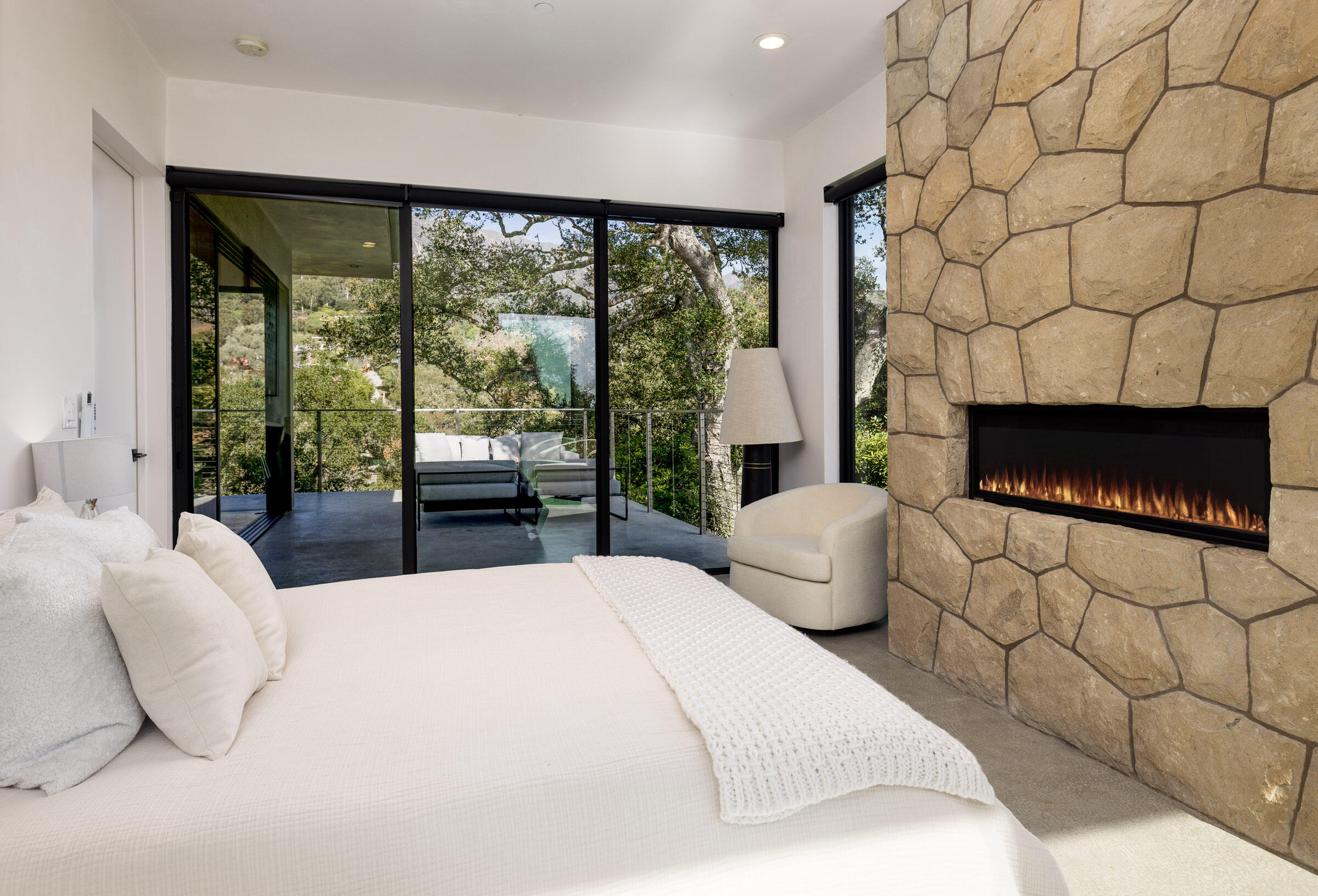 2985 East Valley Road Montecito, CA 93108 - Photo 17 of 25 2985 EVR_0010