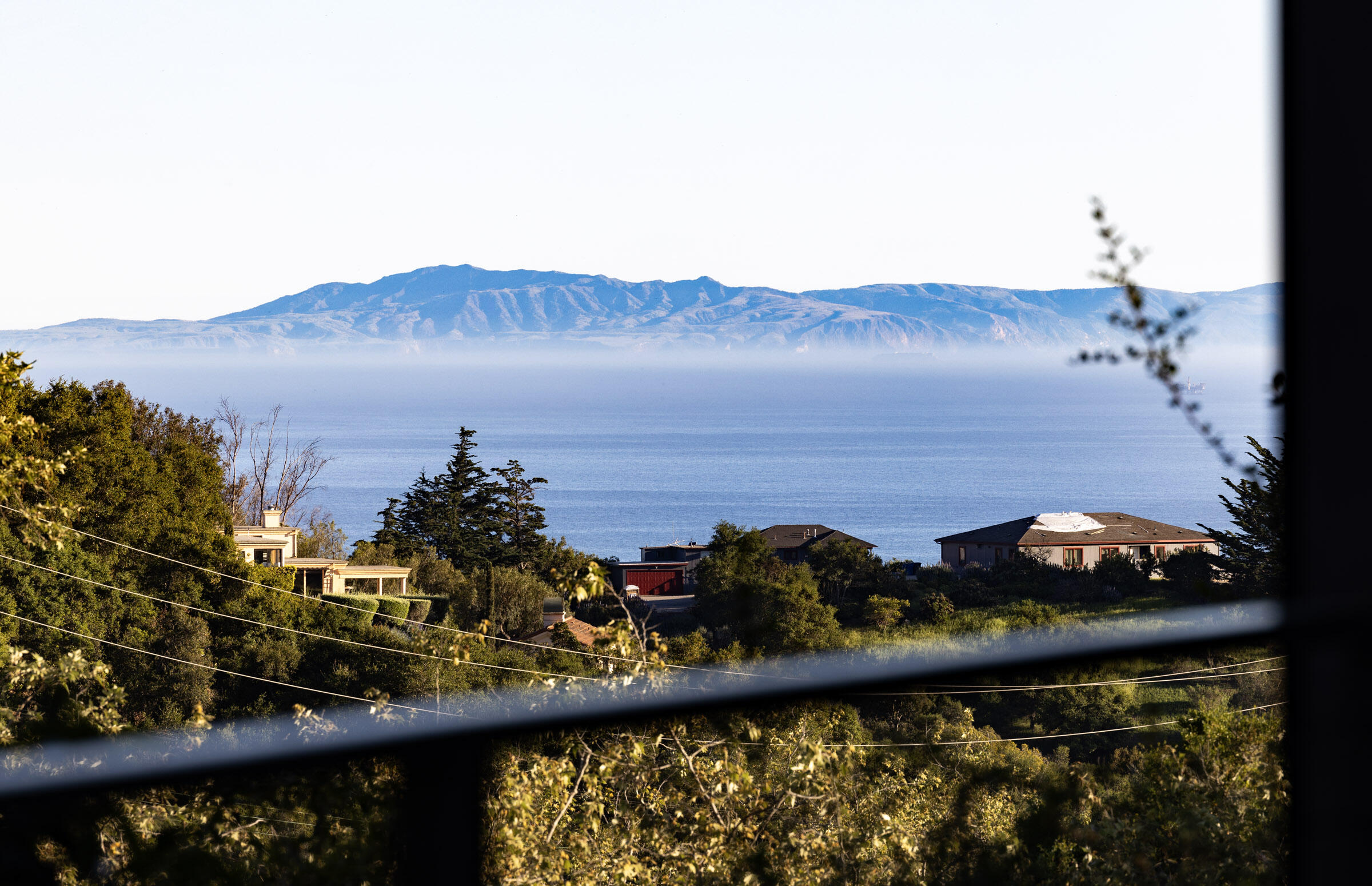 2985 East Valley Road Montecito, CA 93108 - Photo 3 of 25 2895 EVR_0009