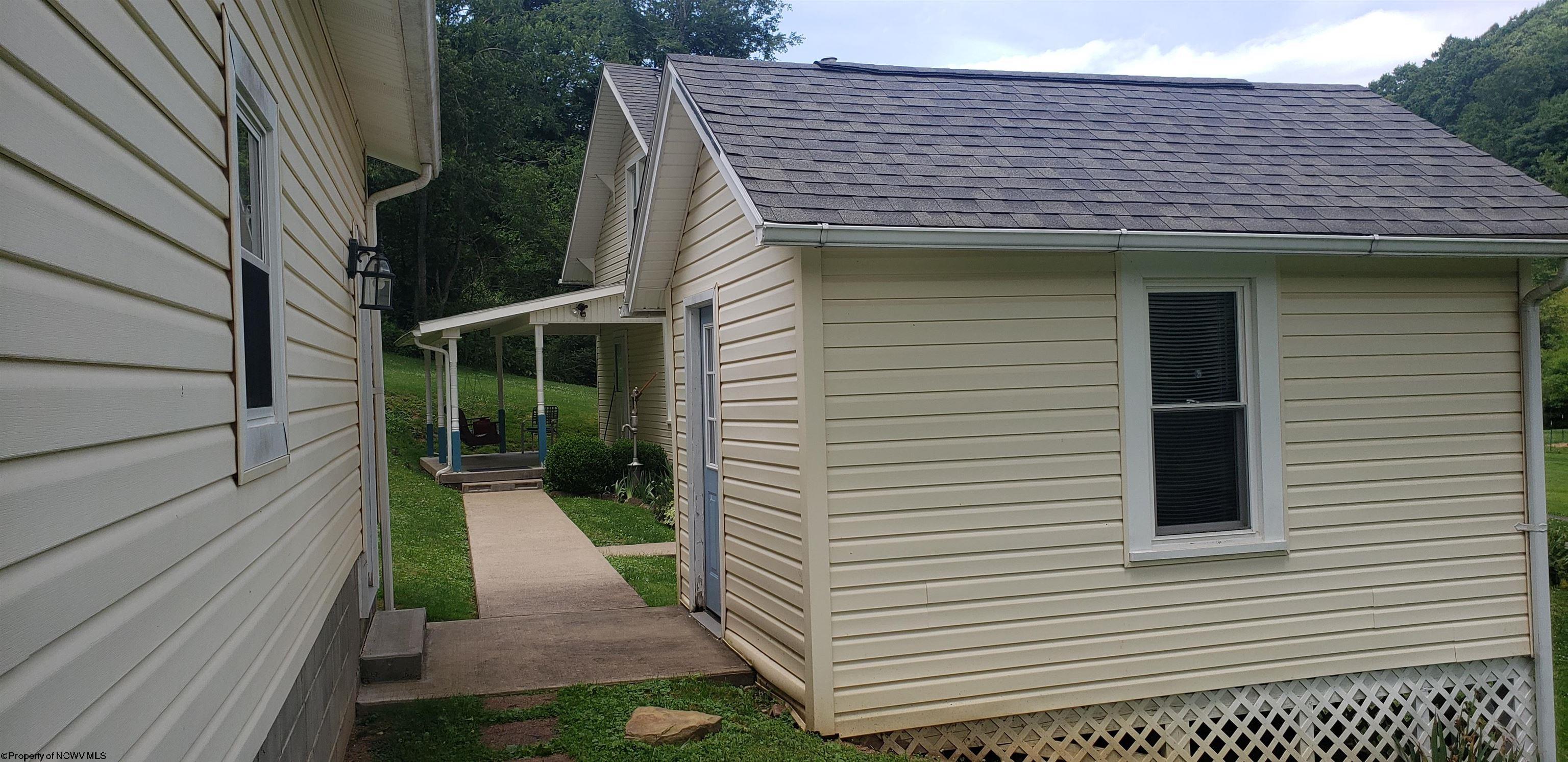595 Mods Run Road Mannington, WV 26582 - Photo 7 of 30 Gallery Image 7