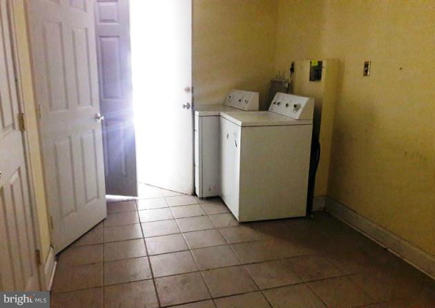 500 Blick Drive Silver Spring, MD 20904 - Photo 6 of 15 a utility room with dryer and washer