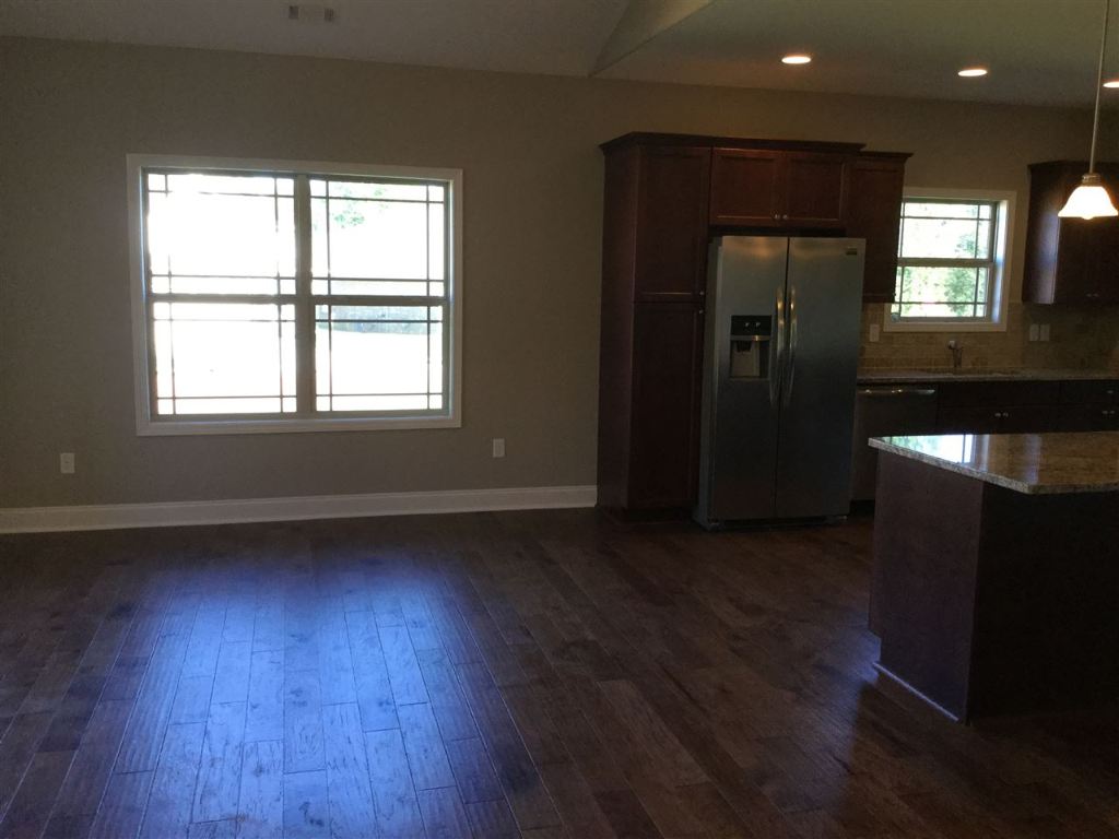 215 Friend Street Anderson, SC 29621 - Photo 6 of 12