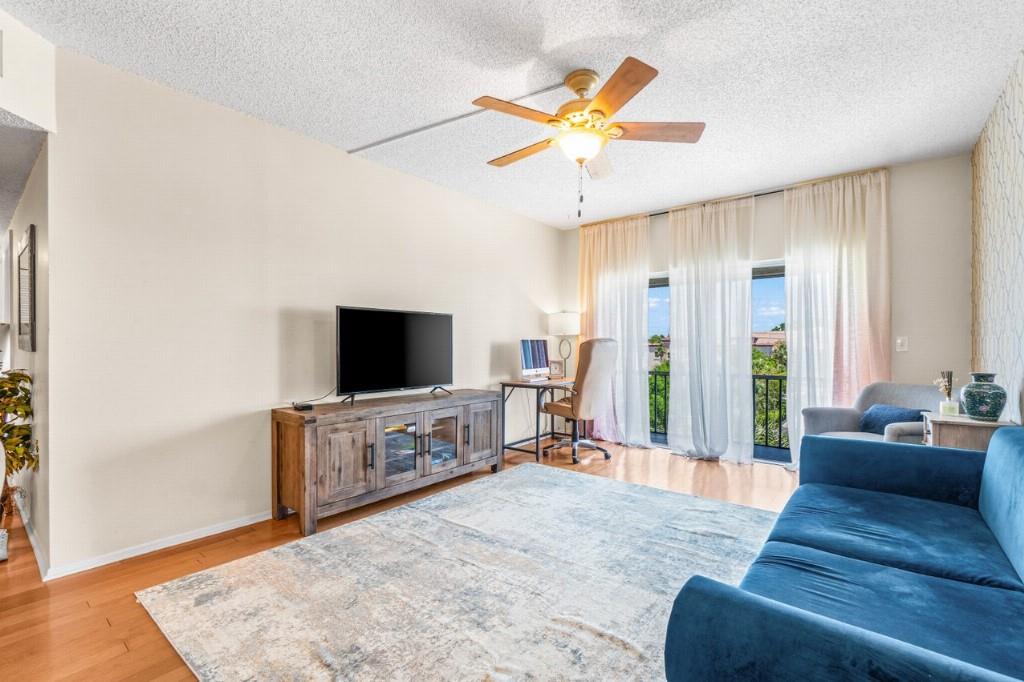 55 Southwest 2nd Avenue, Unit 405G Boca Raton, FL 33432 - Photo 2 of 15