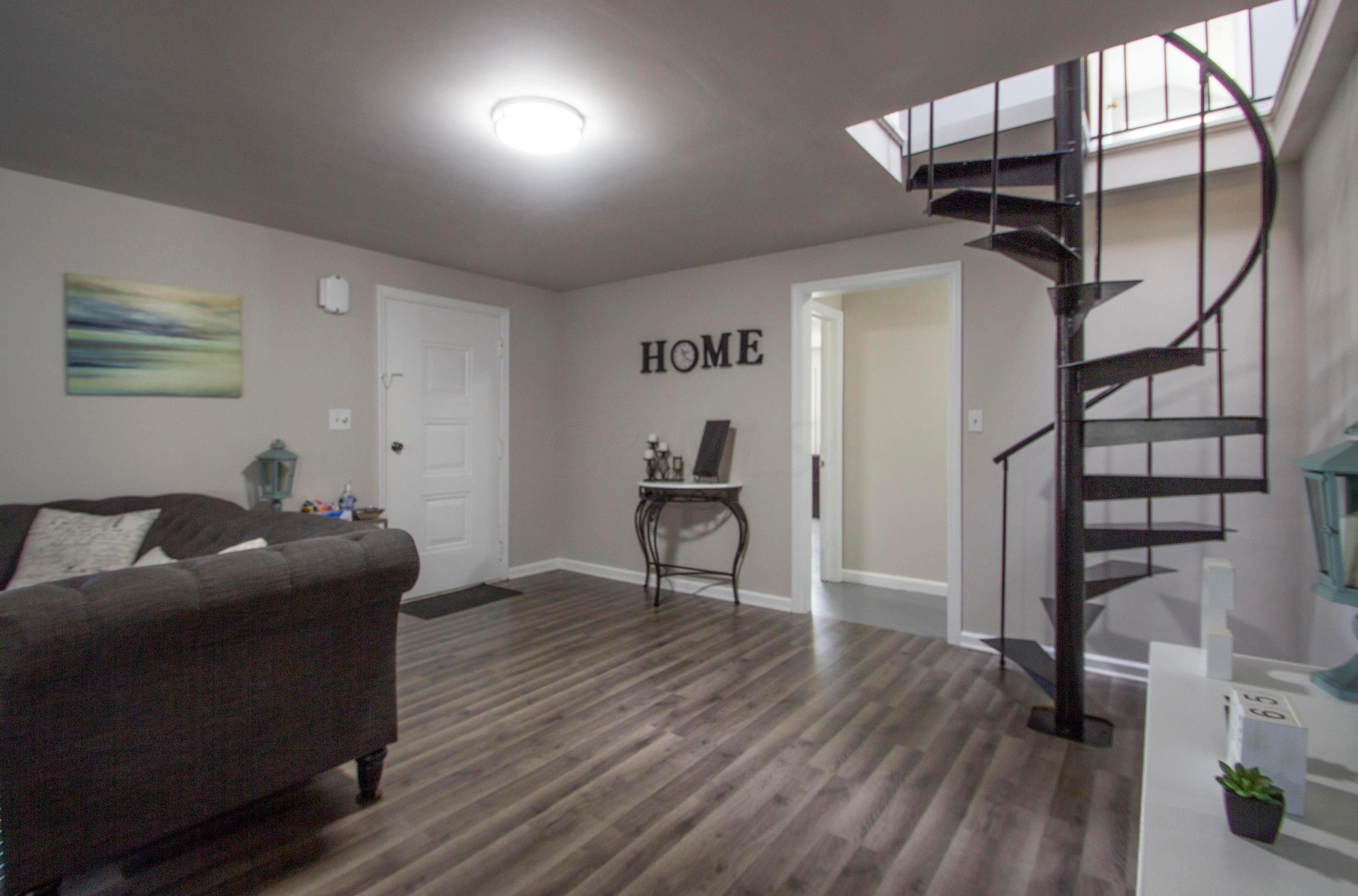 42 Taylor Road Mount Vernon, OH 43050 - Photo 5 of 36 Gallery Image 5