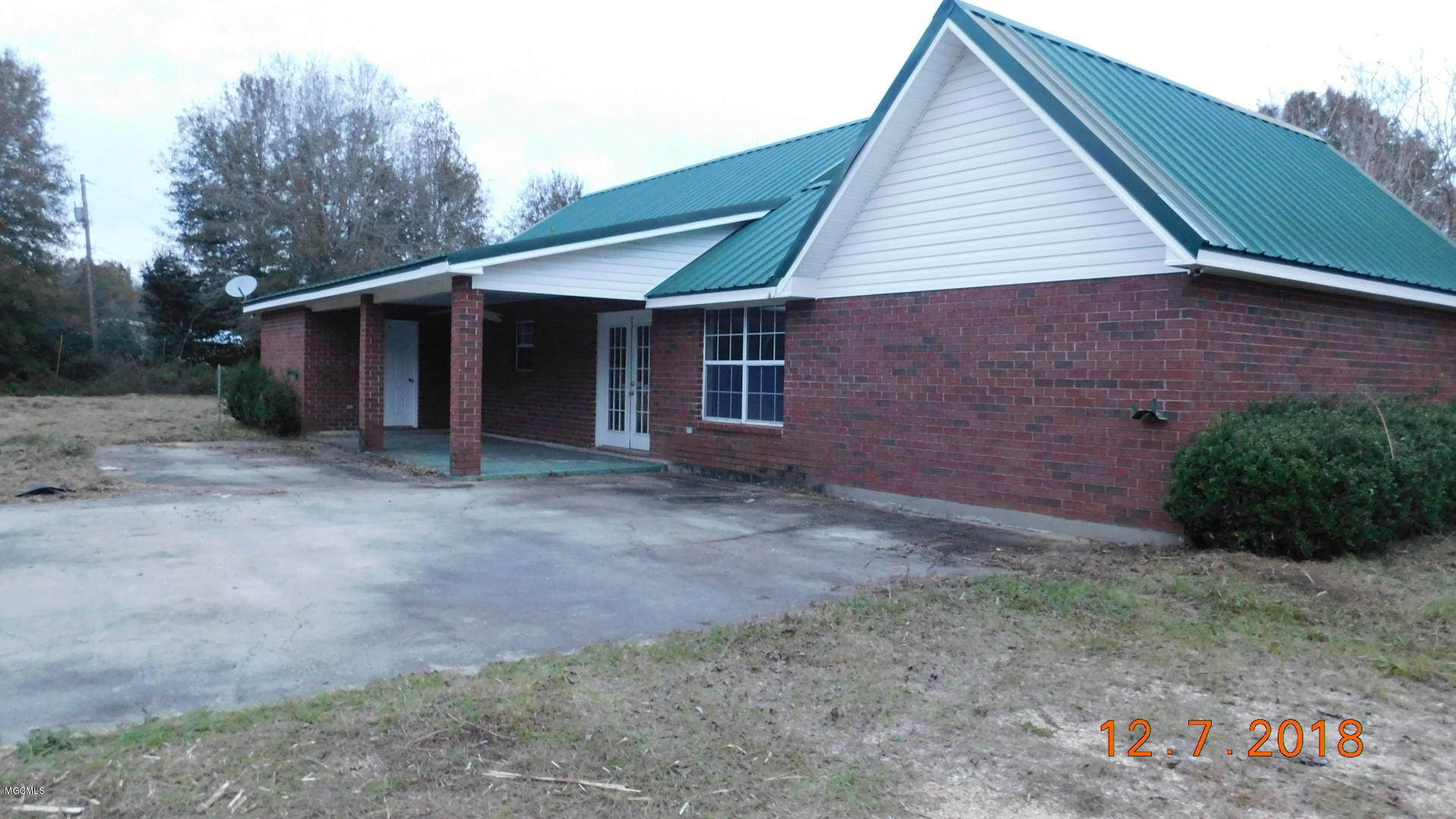 26 Joe R Lee Road Carriere, MS 39426 - Photo 9 of 10 DSCN0364
