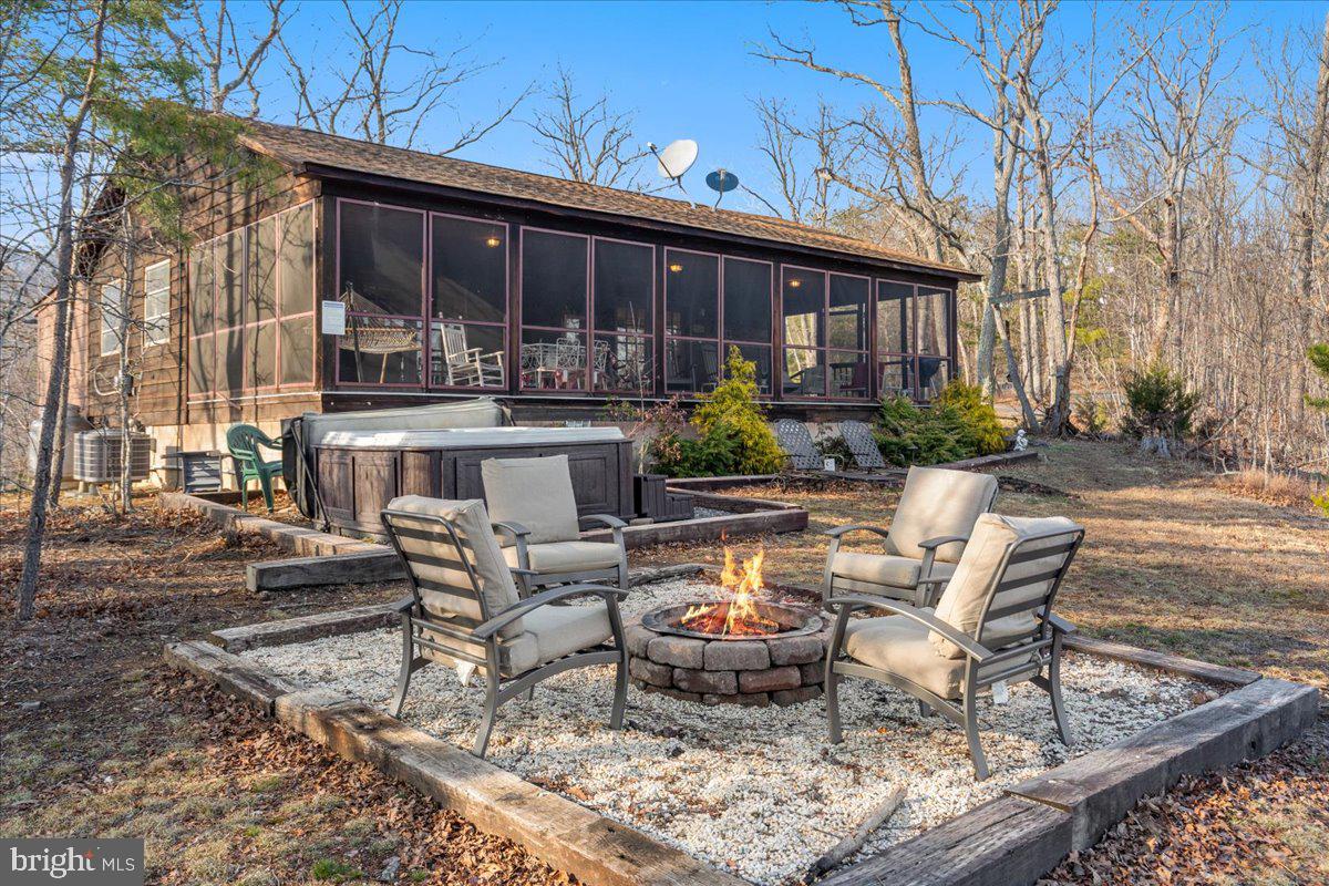 1406 Panhandle Road Bentonville, VA 22610 - Photo 100 of 118 Jacuzzi