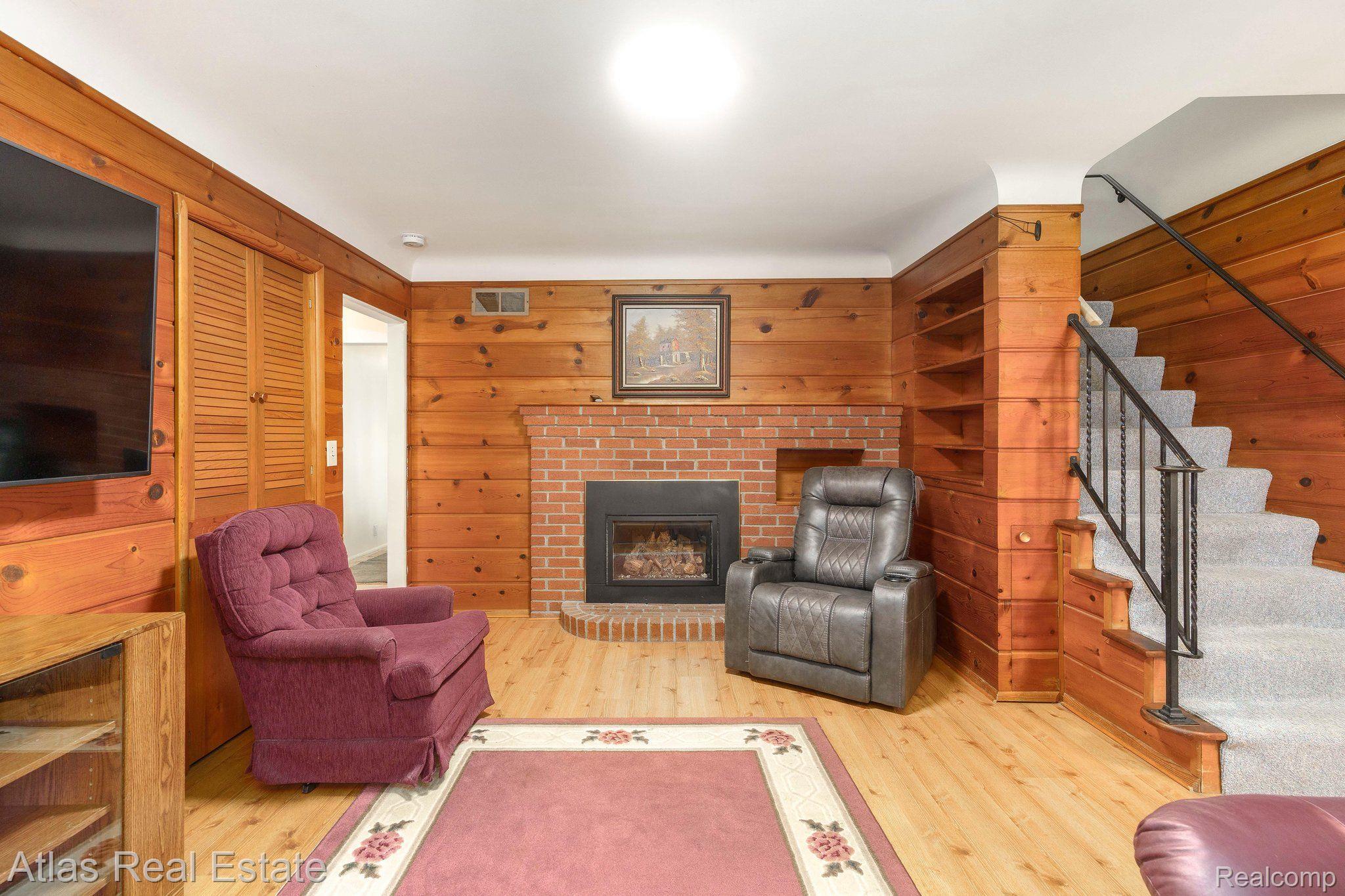 6297 Perry Road Grand Blanc, MI 48439 - Photo 12 of 25 Gallery Image 12