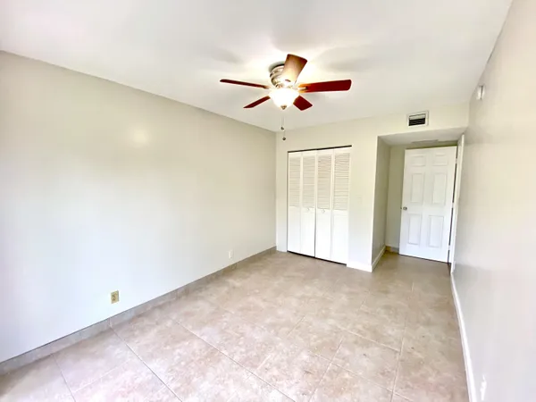 $2,200 | 324 Ocean Breeze, Unit 2, Lake Worth Beach, FL 33460