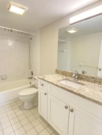 $2,200 | 324 Ocean Breeze, Unit 2, Lake Worth Beach, FL 33460