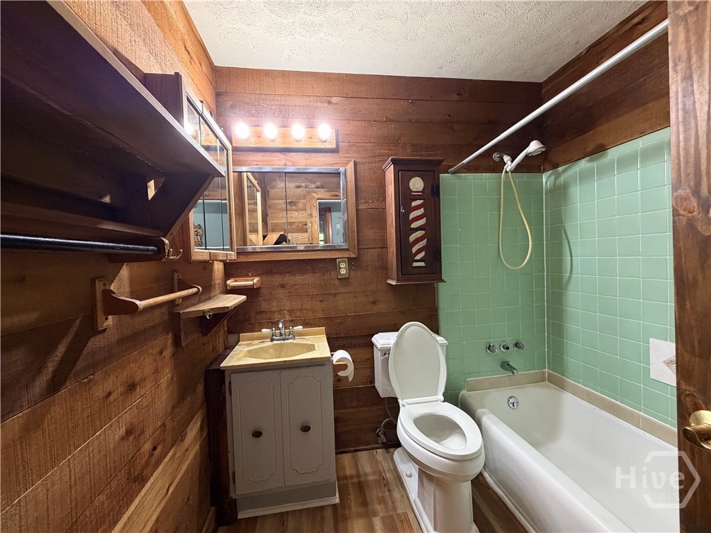 1054 College Station Road Athens, GA 30605 - Photo 8 of 18 Full Bathroom with New Flooring