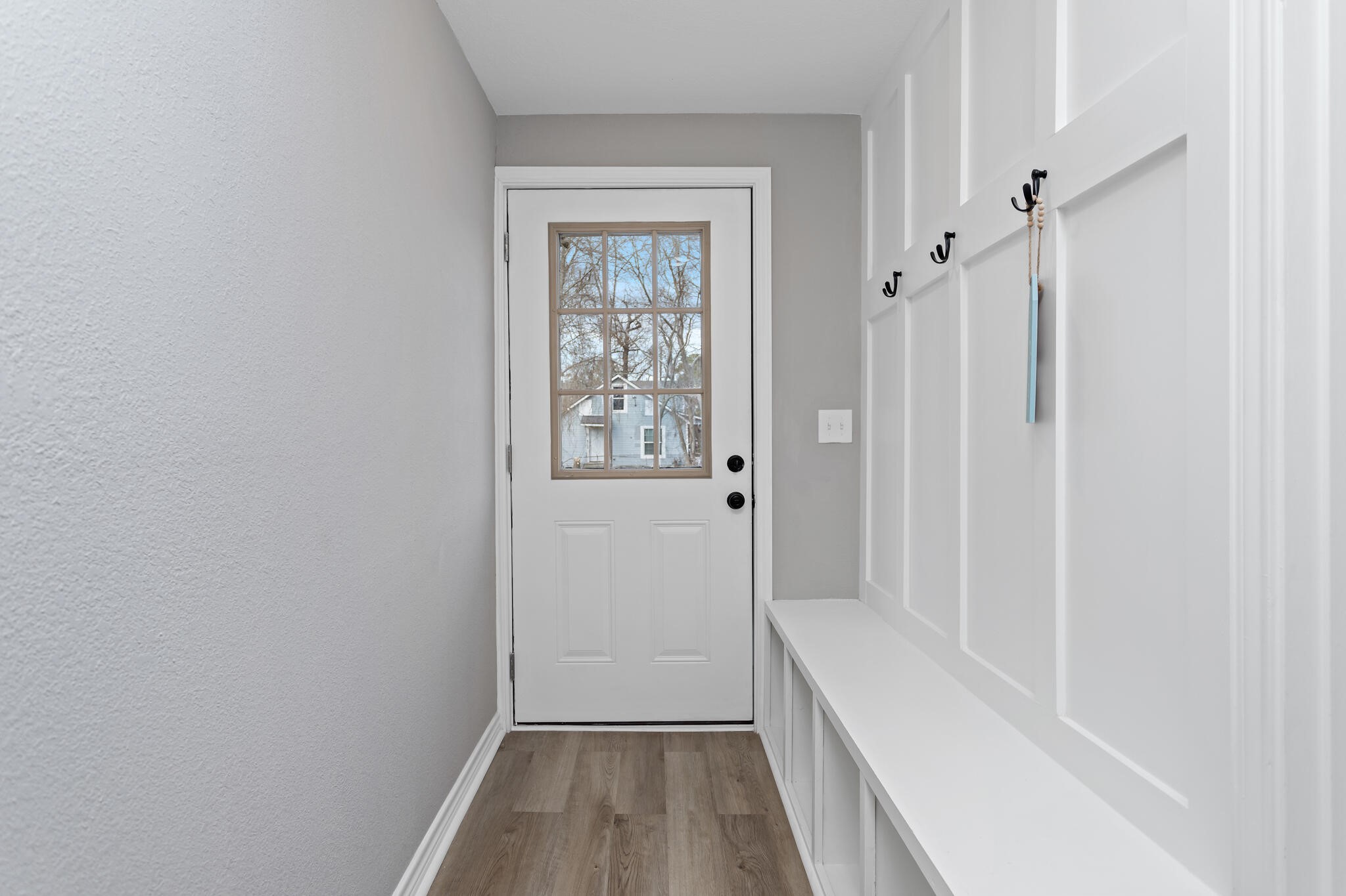 2320 Delaware Street Beaumont, TX 77703 - Photo 18 of 27 a bathroom with a bathtub