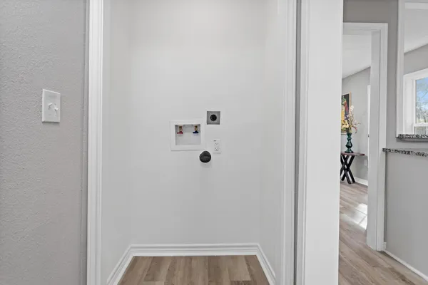 a view of utility room