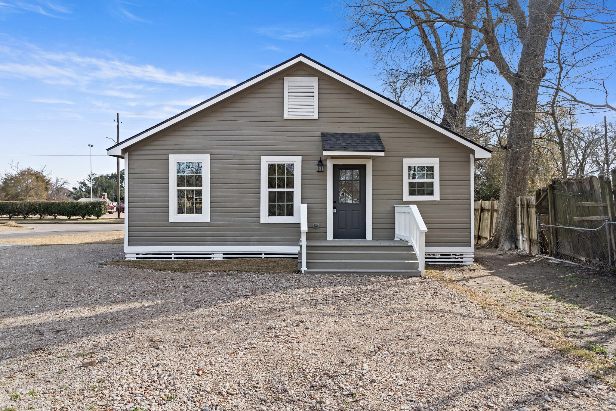 2320 Delaware Street Beaumont, TX 77703 - Photo 25 of 27 a front view of a house with garden