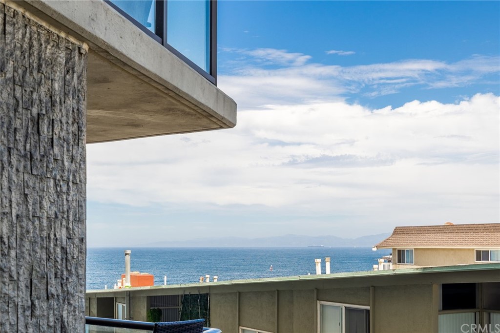 531 Esplanade, Unit 203 Redondo Beach, CA 90277 - Photo 16 of 55