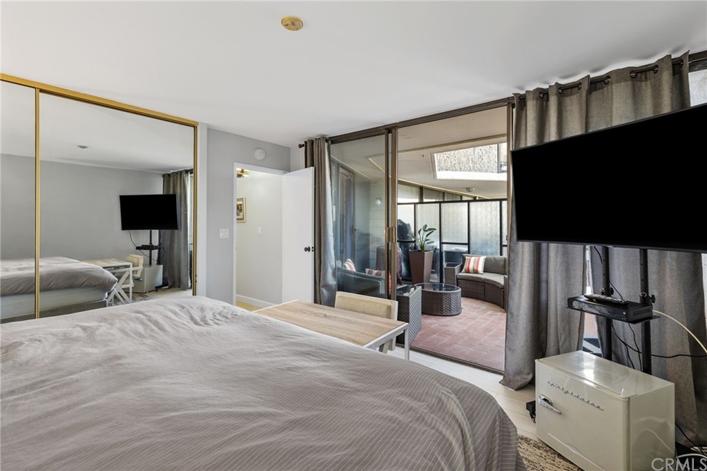 531 Esplanade, Unit 203 Redondo Beach, CA 90277 - Photo 25 of 55