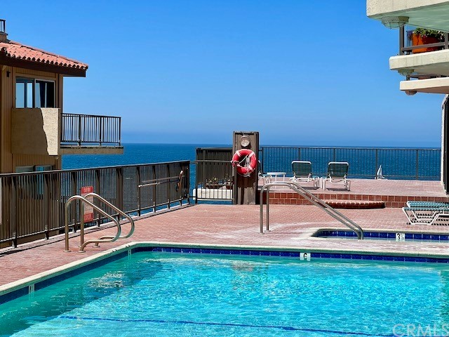 531 Esplanade, Unit 203 Redondo Beach, CA 90277 - Photo 32 of 55