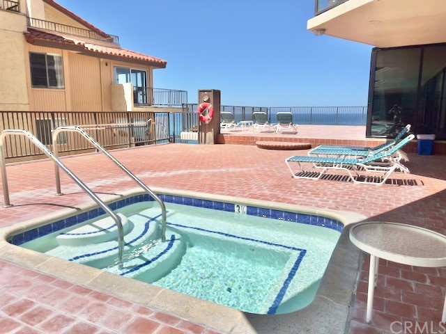 531 Esplanade, Unit 203 Redondo Beach, CA 90277 - Photo 34 of 55