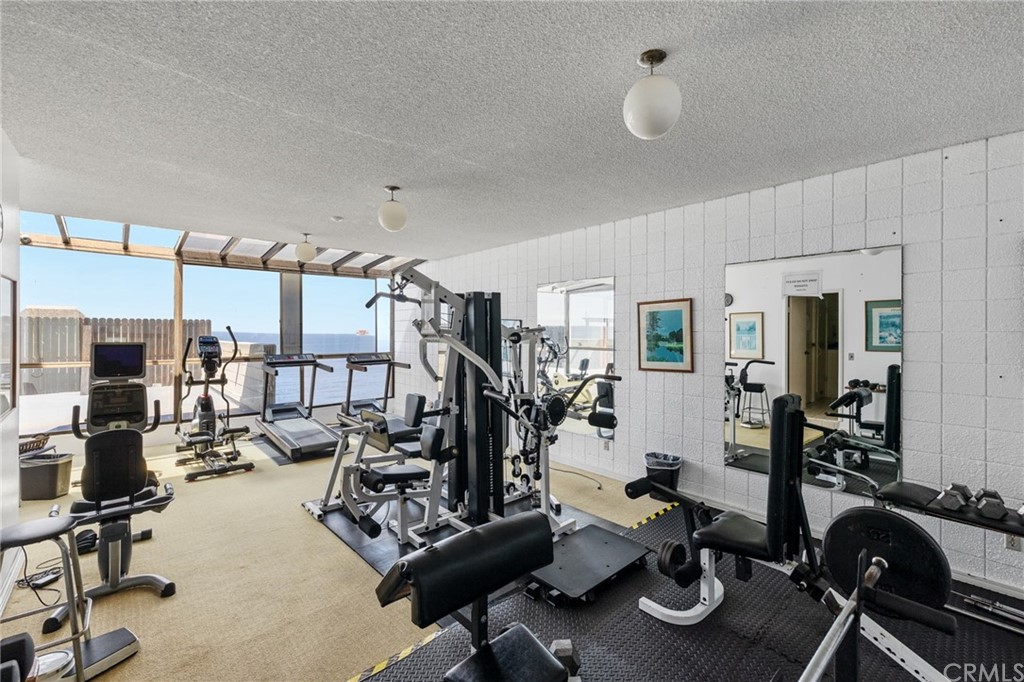 531 Esplanade, Unit 203 Redondo Beach, CA 90277 - Photo 36 of 55