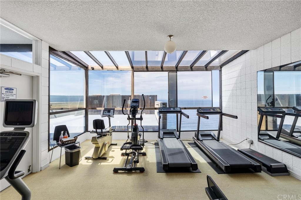 531 Esplanade, Unit 203 Redondo Beach, CA 90277 - Photo 37 of 55