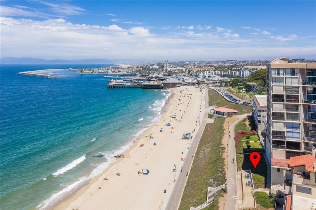 531 Esplanade, Unit 203 Redondo Beach, CA 90277 - Photo 41 of 55