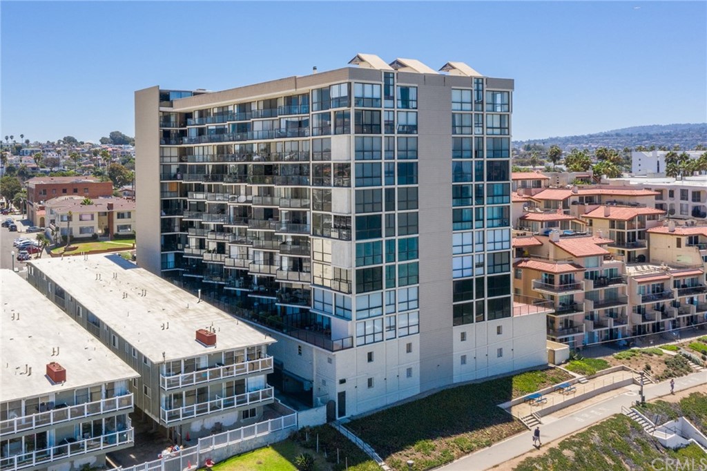 531 Esplanade, Unit 203 Redondo Beach, CA 90277 - Photo 47 of 55