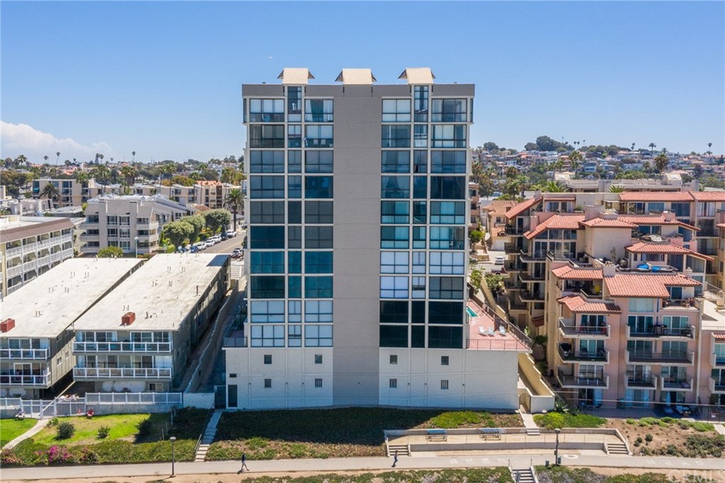 531 Esplanade, Unit 203 Redondo Beach, CA 90277 - Photo 48 of 55