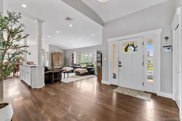 $1,399,999 | 308 Sunset Boulevard, Massapequa, NY 11758