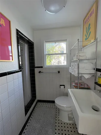 $2,000 | 626 North Lamar Boulevard, Unit B, Austin, TX 78703